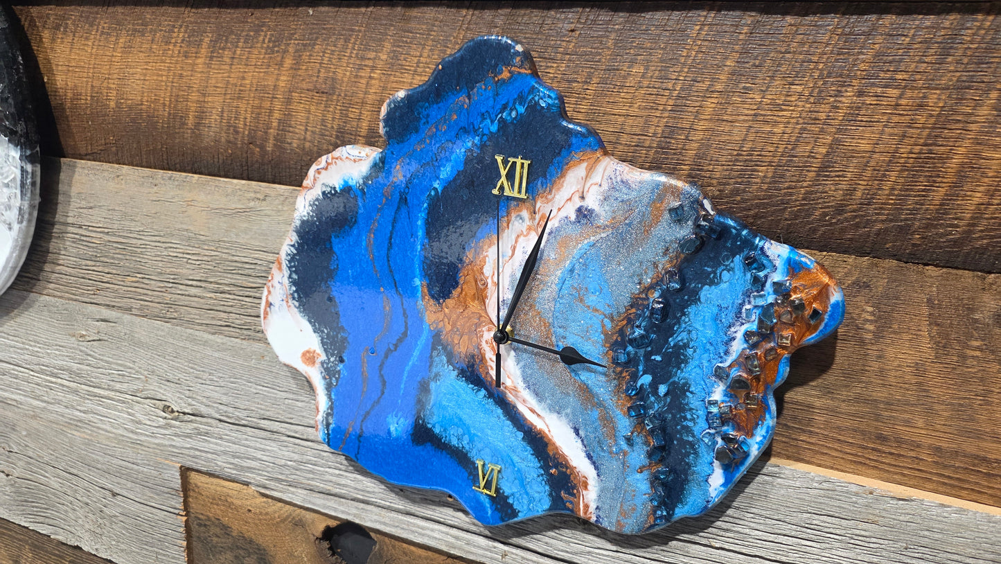 Epoxy Clock Art Class/Friday April 24 6:30pm level #1 no experience needed/mask are provided and recommended for this class.